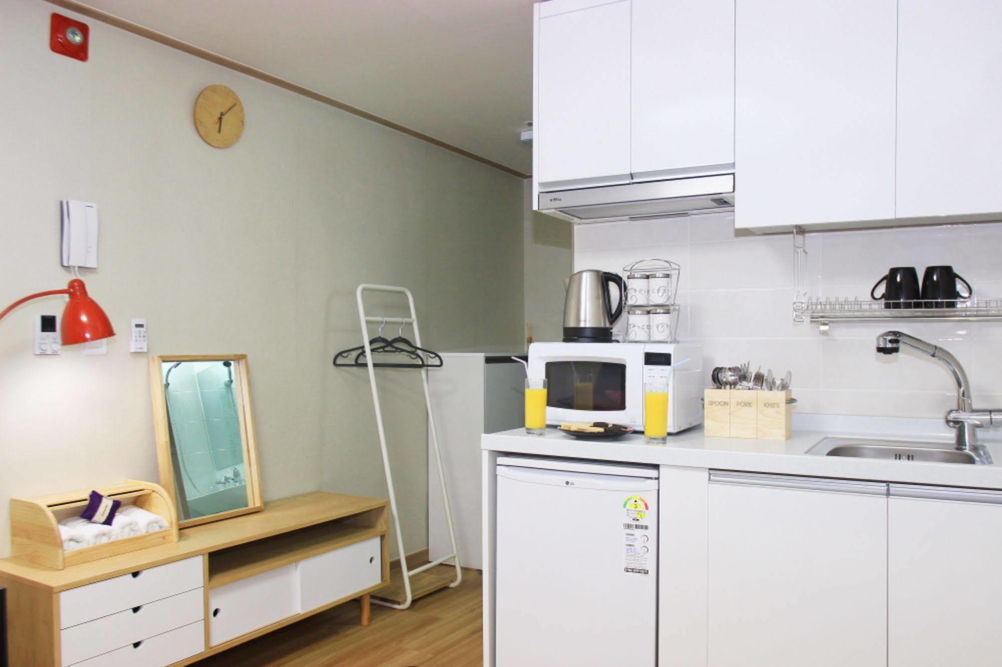 Hostel Kw Gangnam Seul Esterno foto