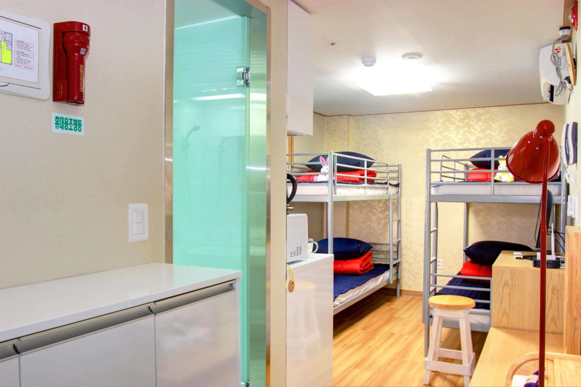 Hostel Kw Gangnam Seul Esterno foto